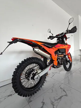Мотоцикл Regulmoto SIX DAYS